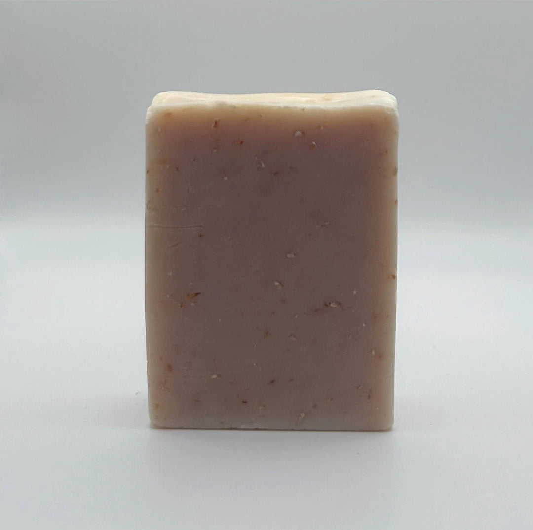 Homesteader - Goatmilk + Honey + Oatmeal Bar Soap 120g