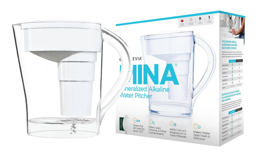 Pitcher Mina White each by Santevia
